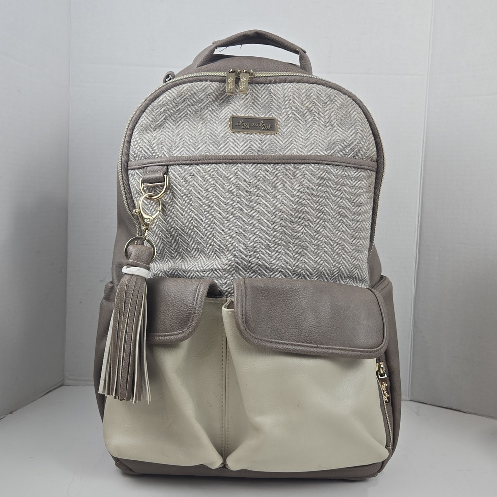 Itzy Ritzy Boss Plus Backpack Diaper Bag Vanilla Latte Mocha Twill Chevron READ